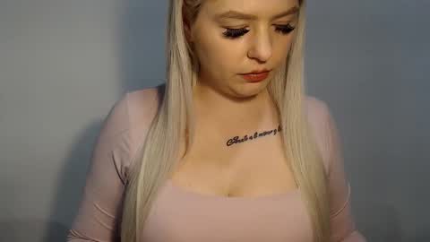 Teeyara  online show from February 6, 10:35 pm