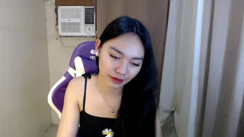 YOGIRL MAXINE online show from July 28, 5:16 am