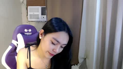 YOGIRL MAXINE online show from July 29, 4:56 am