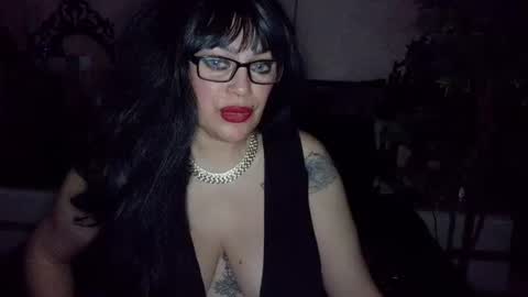 talia i m  french girl online show from April 28, 7:40 pm