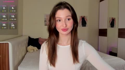 Snapshot of tender_babyy chatting on December 5, 2:33 pm Sexy girl Li online show from December 5, 2:33 pm