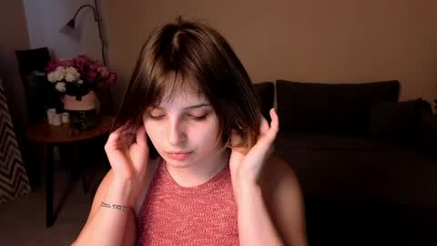 tender_meow online show from June 3, 6:24 pm