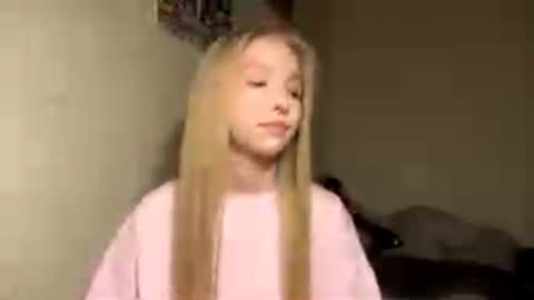 Im Olivia online show from October 8, 4:28 am