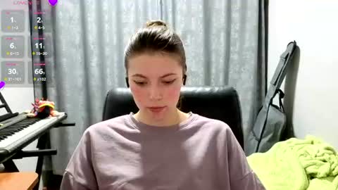 Anny Simpson online show from June 11, 8:38 pm