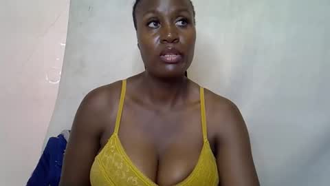 terriam online show from December 15, 8:47 pm