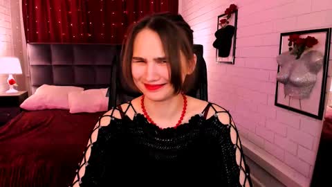 Tessa online show from November 10, 9:04 am