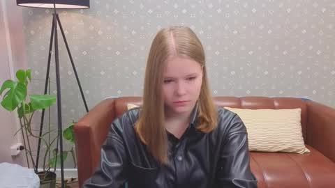 Tessa online show from October 5, 7:13 am