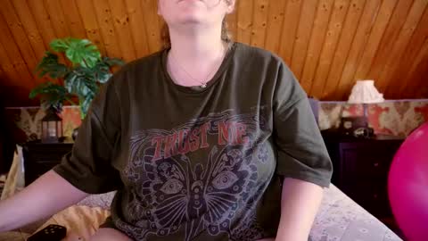 Snapshot of tessawinter chatting on September 15, 2:58 pm Tessa online show from September 15, 2:58 pm