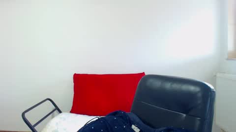 naughty tess online show from February 13, 8:06 am