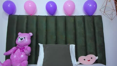 Thaily online show from October 14, 8:00 pm