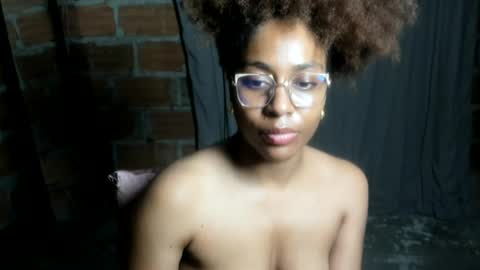 thaimy_ online show from July 23, 1:58 am