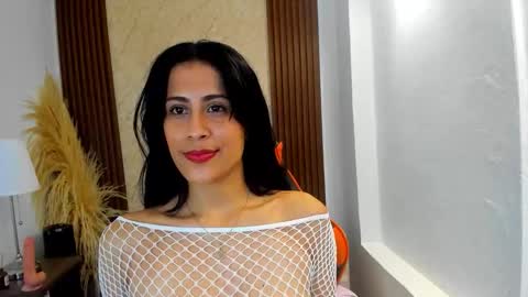 Sweet Thais  online show from October 22, 2:00 pm