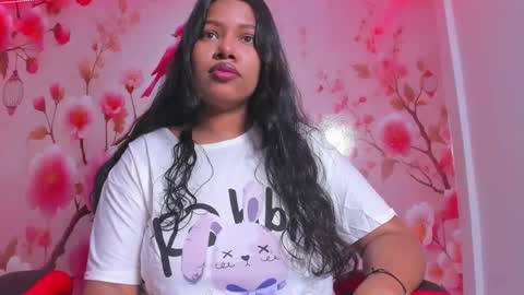 Snapshot of thais_waldrof chatting on February 12, 1:41 am Andreina online show from February 12, 1:41 am