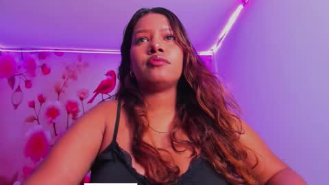 Snapshot of thais_waldrof chatting on September 21, 9:35 pm Andreina online show from September 21, 9:35 pm