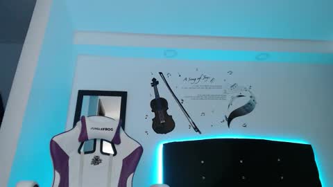 Thalia online show from February 5, 10:51 am