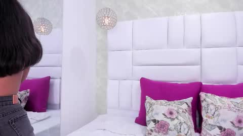 Thalia Nichols online show from January 15, 3:34 am