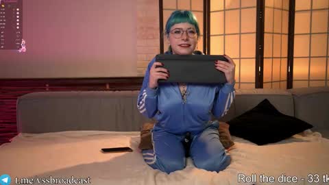 Snapshot of the_bad_touch_ chatting on October 17, 8:28 am Alisa Louna Kira- our tg channel online show from October 17, 8:28 am