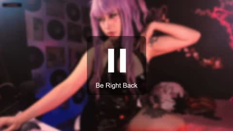 ...  ... online show from December 18, 7:04 am