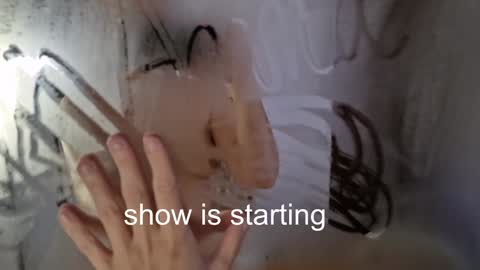 Anna online show from November 18, 6:31 pm