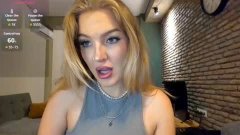 the_sunny_j online show from July 29, 2:55 am