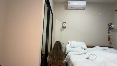 J online show from March 9, 4:43 pm