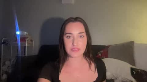 Girl Next Door  online show from December 16, 3:56 am