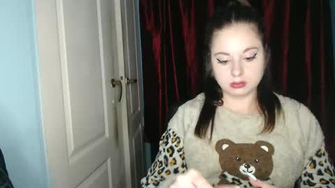 raissa online show from September 19, 4:11 am