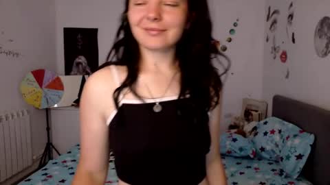 TheFarmergirl online show from June 19, 5:11 am