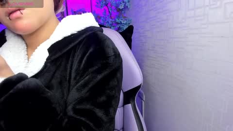 Theia  online show from November 6, 1:06 pm