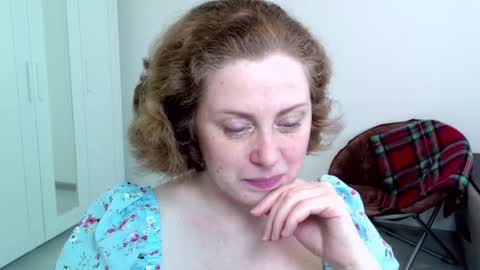 Ella online show from February 4, 8:24 am