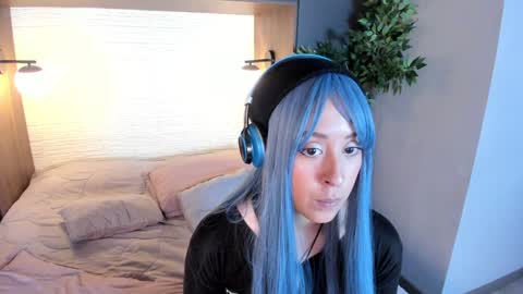 Lilth online show from December 9, 8:01 pm