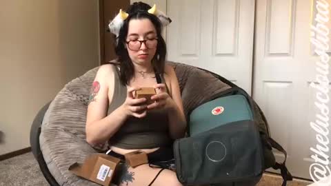 thelusciouslibra online show from January 12, 7:42 pm