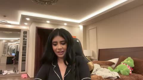 Snapshot of therealcamilabaddie chatting on October 4, 11:42 pm therealcamilabaddie online show from October 4, 11:42 pm