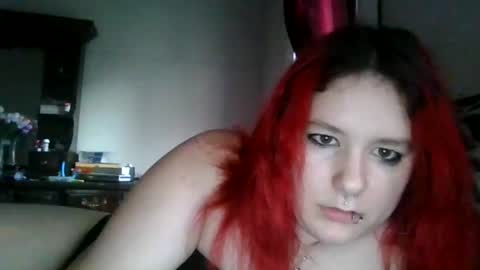 thered_scarlett online show from July 16, 12:37 am