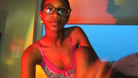 thestellacoraline online show from July 16, 12:48 am