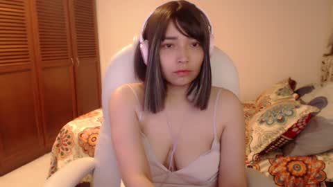 Snapshot of thetalkingbutt chatting on January 31, 9:05 am Mai online show from January 31, 9:05 am