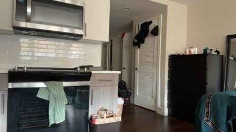 Sapphire the Vixen online show from March 30, 6:40 pm