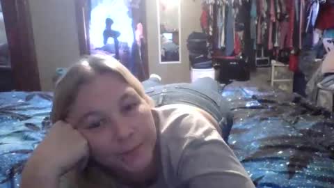 thickblonde_92 online show from November 13, 4:06 pm