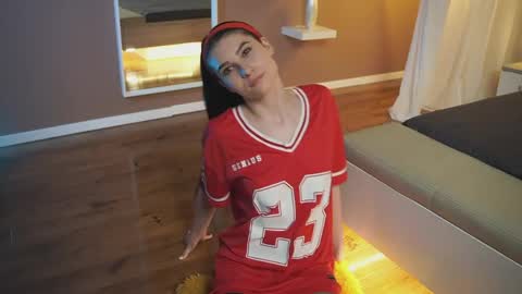 Lilly online show from May 25, 3:22 pm