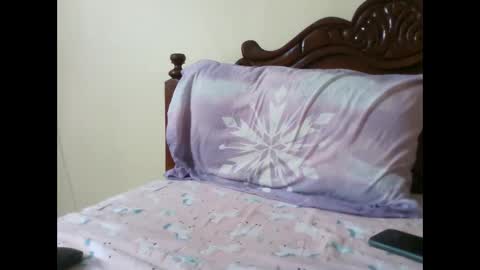 thizwi1523 online show from June 6, 9:37 am