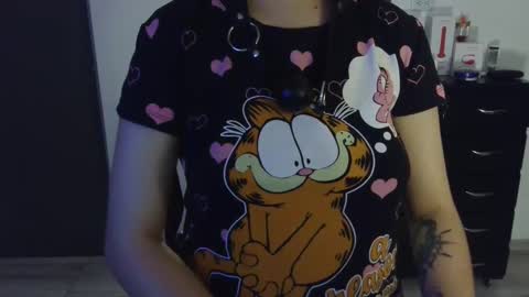 Snapshot of thomascooper_cams chatting on January 15, 5:40 am VALERIA online show from January 15, 5:40 am