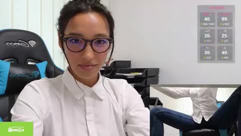 Snapshot of tia_j chatting on September 25, 2:49 pm tia_j online show from September 25, 2:49 pm