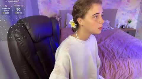 Tiana  online show from June 16, 1:28 am