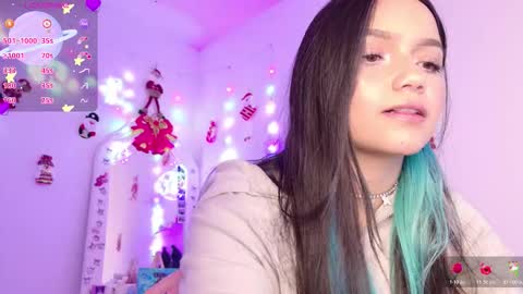 Tiana Le online show from November 27, 12:46 am