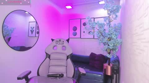 Tiara  online show from January 11, 4:17 am