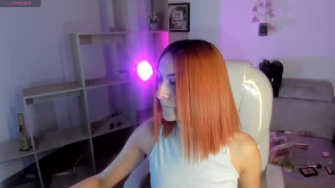Snapshot of tiarha_ chatting on January 11, 4:38 am Tiarha online show from January 11, 4:38 am
