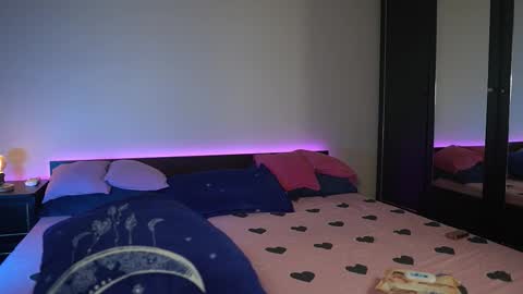 Tiffany online show from November 11, 9:23 pm