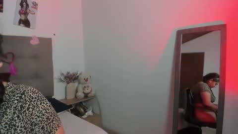 Tiff Luxx online show from March 2, 12:23 pm