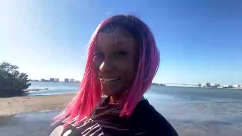 Tiffani Love online show from January 9, 7:40 pm