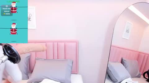 Tiffany online show from December 23, 3:32 am